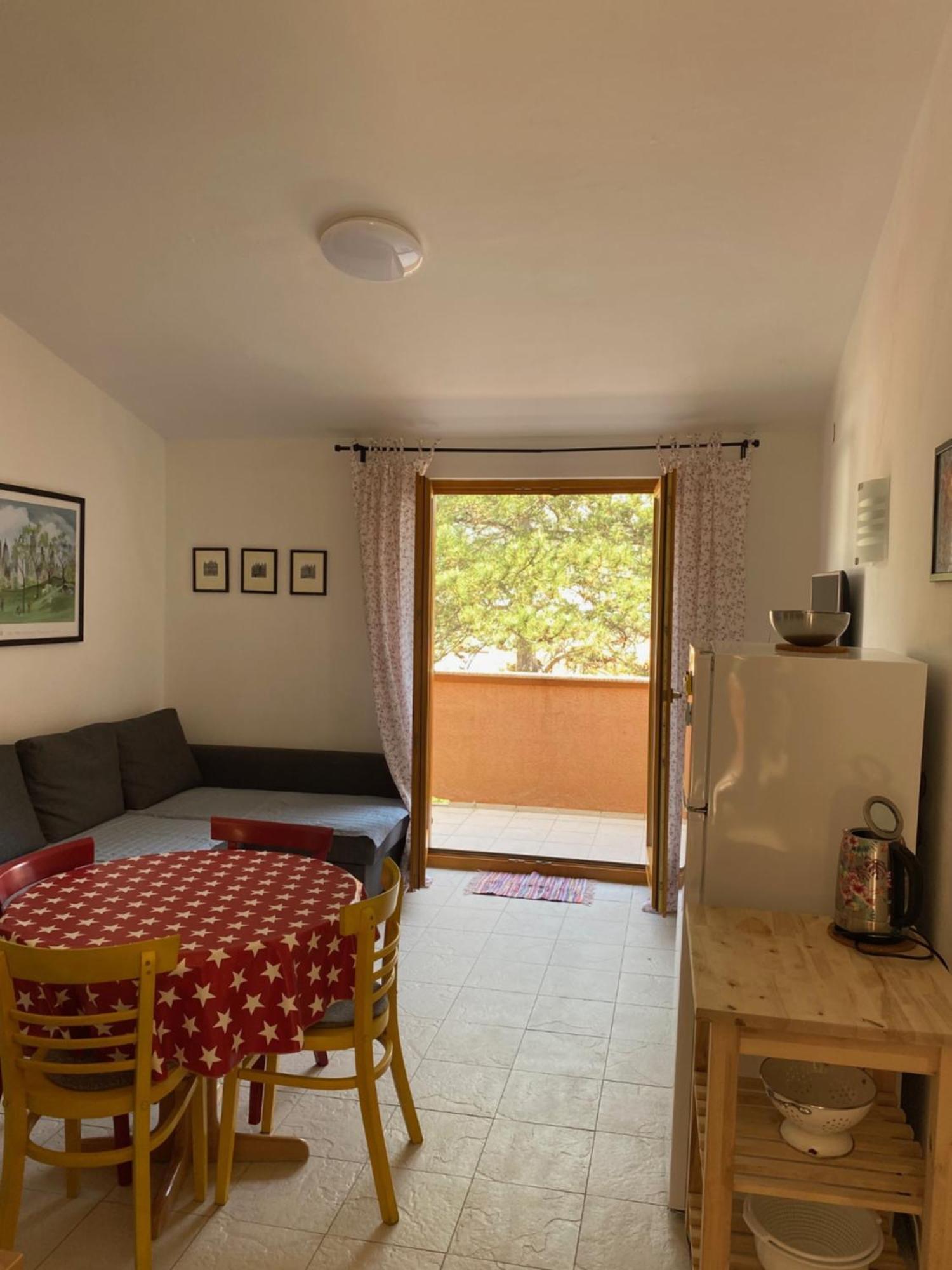 Apartments Lili Baška Εξωτερικό φωτογραφία